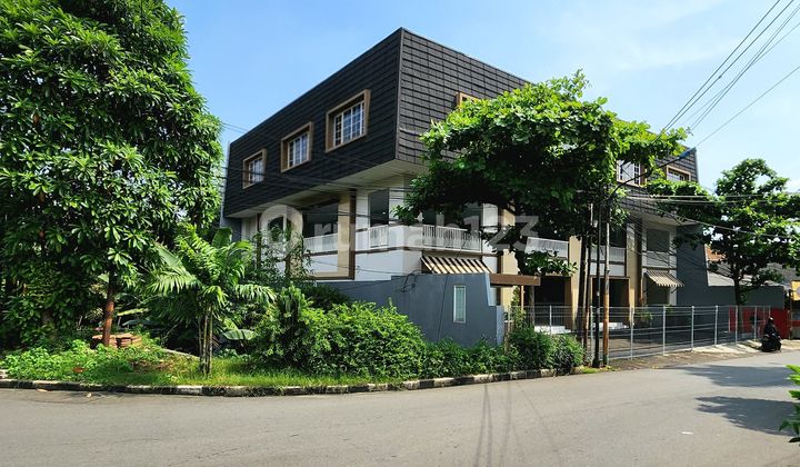 Gedung Baru 4 Lantai + Roof Top Di Cipinang Raya,  Kalimalang Jakarta Timur