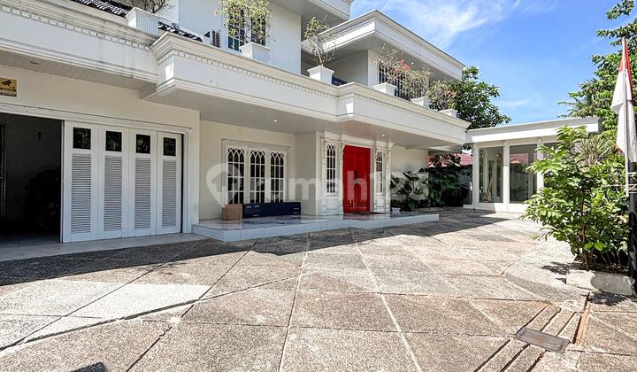 RUMAH MEWAH 2 LANTAI SIAP HUNI, TANAH DAN BANGUNAN LUAS, CILANDAK 2