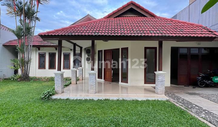 Rumah Cantik 1 Lantai Siap Huni Strategis Di Kemang - Ampera, Jakarta Selatan