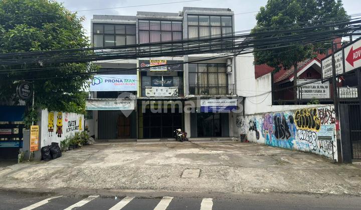 Ruko Siap Huni 3 Lantai Dekat Pintu Tol bisa Take Over di Cibinong, Bogor