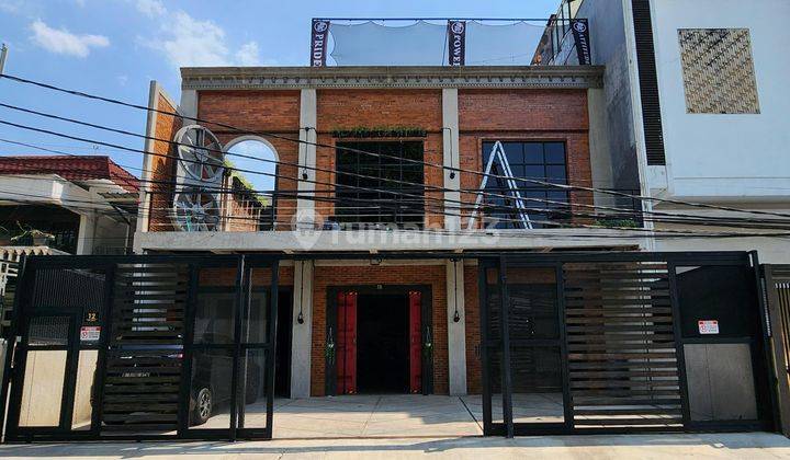 Rumah Galery 3 Lantai Industrial Modern Di Setiabudi Kuningan 2