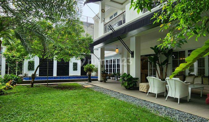 Rumah Siap Huni 2 Lantai, Classic Fully Furnished Area Bangka kemang 2