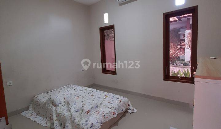 Modern house with minimalist design at Ungasan Badung Bali 10