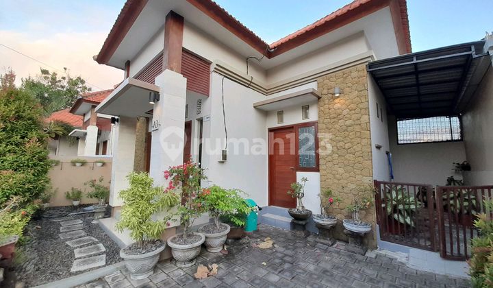 Nyaman House With One Gate System Ungasan Badung Bali