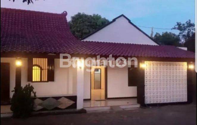 RUMAH TRADISIONAL DI PESANTREN KOTA KEDIRI 2