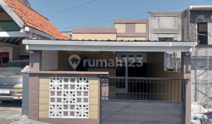 For Sale House on Jalan Wologito Raya