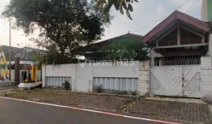 Rumah tengah kota Puspowarno jalan lebar 3 mobil 3