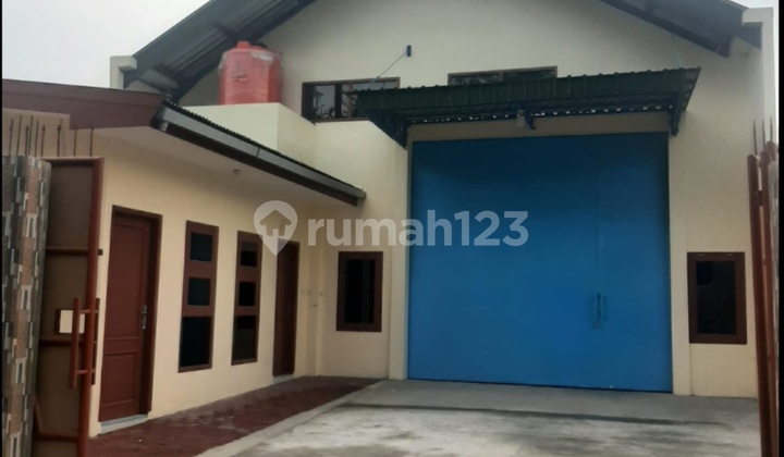 Jual gudang  untung Suropati belakang Gatot subroto 5