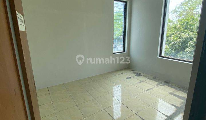 Sewa ruko Majapahit cocok ruang usaha 2