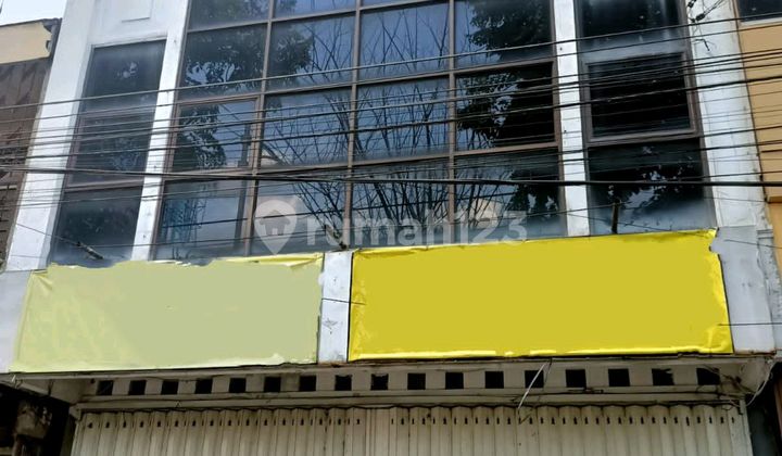 Rent 3-Story Shop House in Central Mataram City Semarang