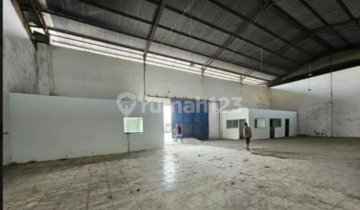 Rent Warehouse Soekarno Hatta East Semarang 2