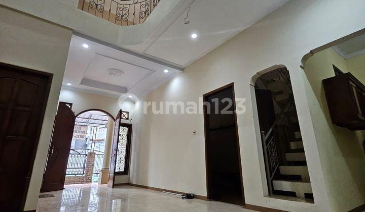 Sewa Rumah Tengah Kota Cinde Jomblang  2