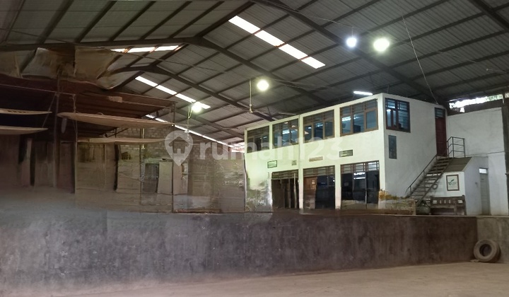 Annual Warehouse Rental in Senenan Jepara