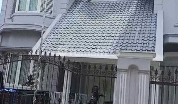 Jual Rumah 2 Lantai Jalan Perumda Raya, 500 Mtr Jln Gajah Mada Jual Rumah 2 Lantai Jalan Perumda Raya, 500 Mtr Jln Gajah Mada