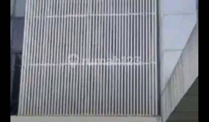 Quick Sale 3-Storey Shop House Majapahit 1