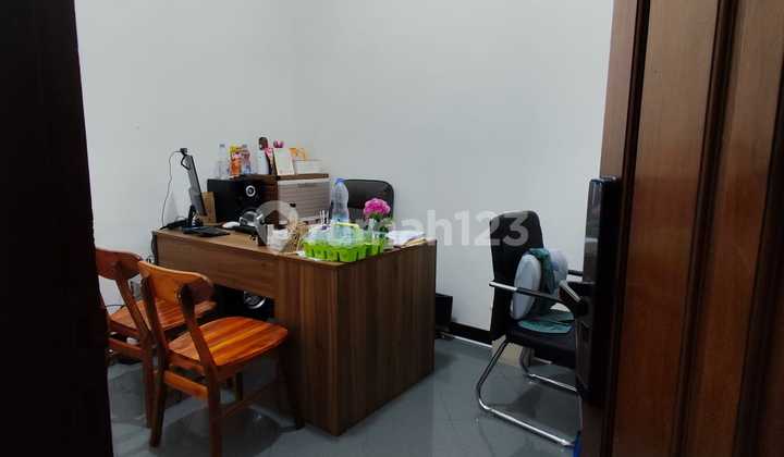 Jual Ruko 2 Lantai Tengah Kota Gendingan Dekat Queen City 2