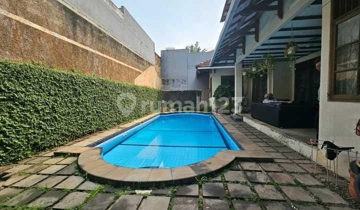 Rumah Taman luas 750 m2 di Komplek Margasatwa Baru, Pondok labu. Jakarta Selatan 2