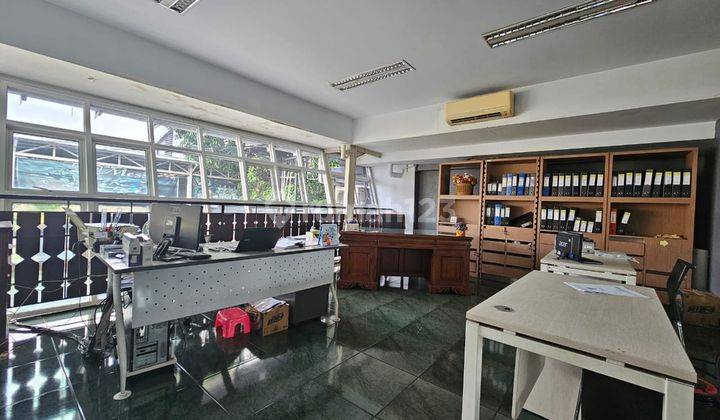 Tanah dan bangunan 2030 m2 di jalan Pahlawan, Sukabumi Selatan - Kebon jeruk. jakarta Barat 2