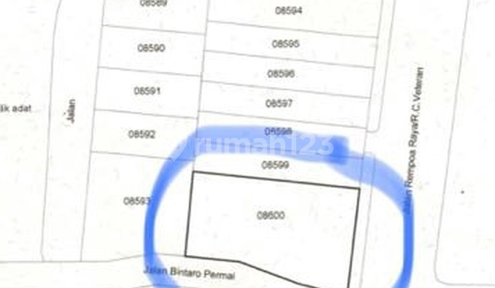 For Sale 3-Story Shop House HUK (Formerly Dunkin Donuts) on Veteran Raya Street - Bintaro, South Jakarta. 2