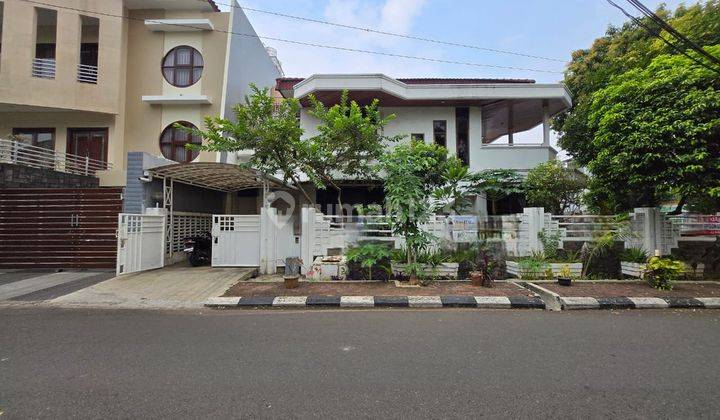 Rumah 2 lantai luas 290 m2 di Puri indah. Kembangan - Jakarta barat 1