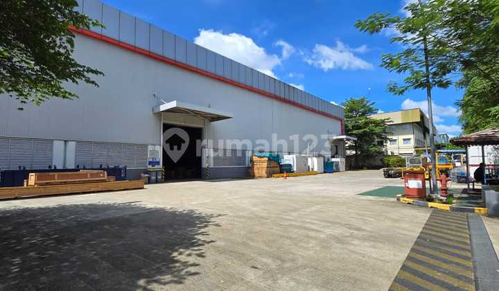 Warehouse + Office building ready to use area 9614 m2 in Taman Tekno, BSD Warehouse + Office building ready to use area 9614 m2 in Taman Tekno, BSD