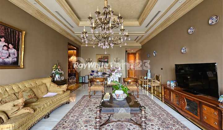 Da Vinci Penthouse 4 Bedrooms High Floor Jenderal Sudirman Street, South Jakarta