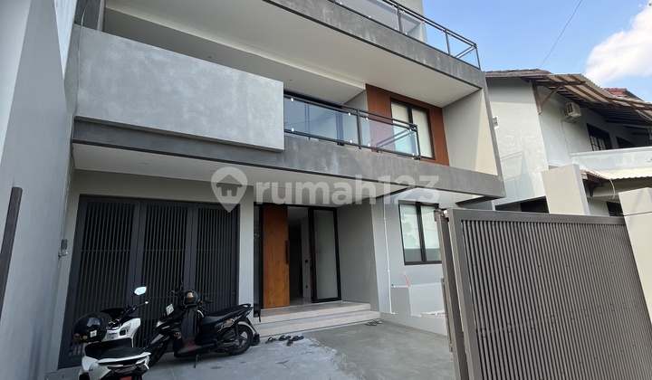 Rumah Baru Mewah Bukitsari 3 Lantai View Gunung Ungaran  1