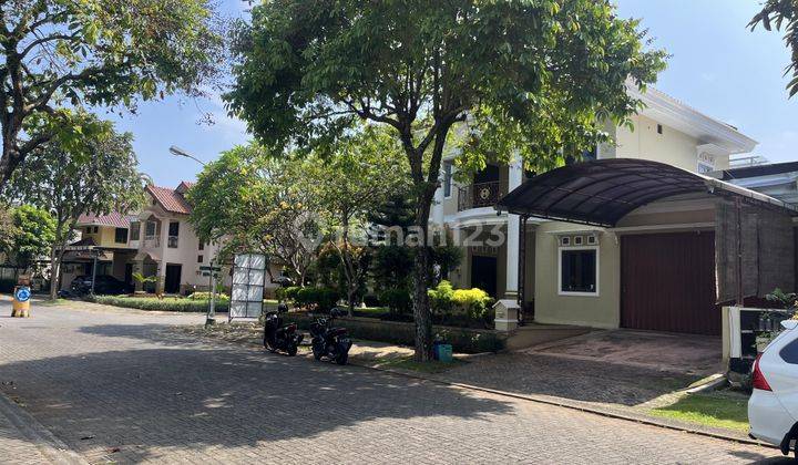 Rumah 2 Lantai di Mainroad Graha Taman Bunga Bsb City, Semarang 1