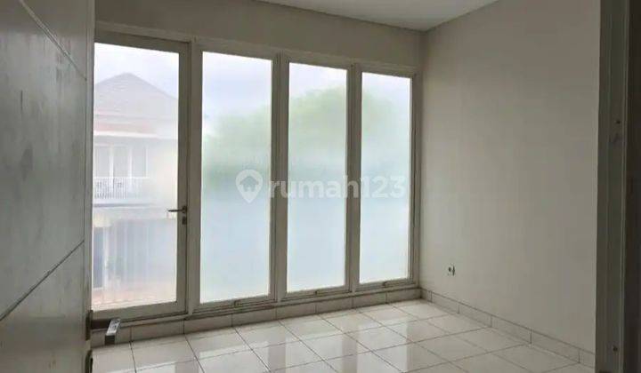 Rumah Dekat Mall Di Cluster Palm Summarecon Bekasi 2