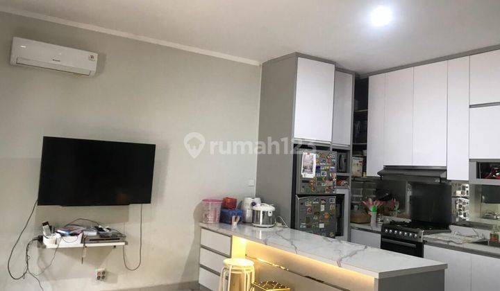 Rumah Gandeng Dijual di Burgundy, Summarecon Bekasi  2