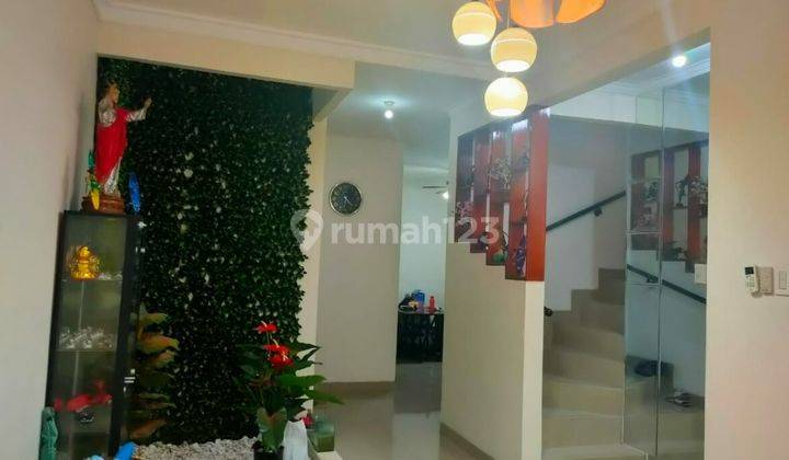 Rumah 2 Lantai di Sakura Regency 3, Bekasi Timur  2