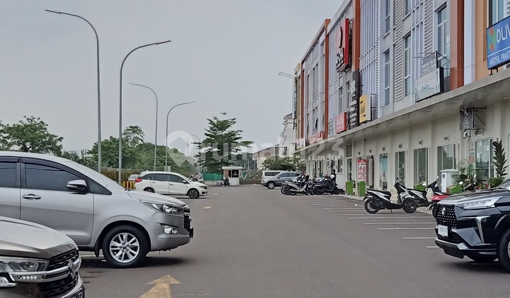 Ruko di The Orchard Burgundy Commercials, Summarecon Bekasi  4
