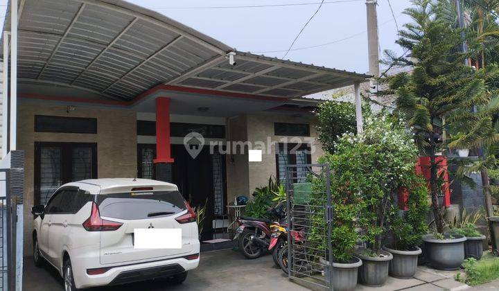 Dijual Rumah Siap Huni di Taman Peninsula, Galaxy, Bekasi  1