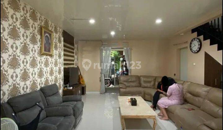 Dijual Rumah Siap Huni di Green Park Residence, Bekasi  2