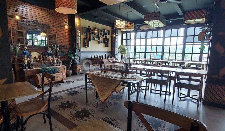 Resto & Cafe Tepi Sawah Masih Aktif di Jl. Raya Cibarusah, Cikarang  1