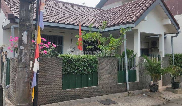 Rumah Dekat Akses Toll Di Komplek Pam, Jatikramat, Jatiasih, Kota Bekasi 1