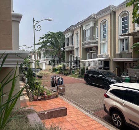 House for Sale in Samara Village Paramount Cluster, Pagedangan, Tangerang