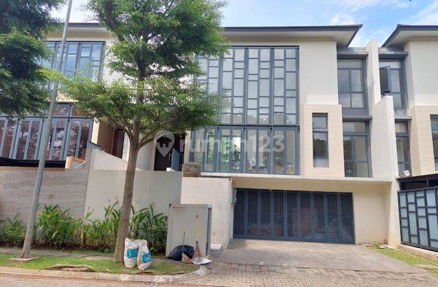 Rumah Dijual Di Cluster Lancewood Navapark Bsd City  1