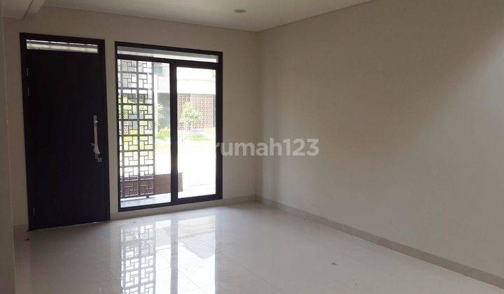 Rumah Dijual Di Cluster Precia The Eminent Bsd City Padegangan Tangerang 2