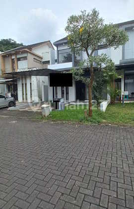 Rumah Dijual di Cluster Foglio Foresta BSD City Pagedangan Tangerang Rumah Dijual di Cluster Foglio Foresta BSD City Pagedangan Tangerang