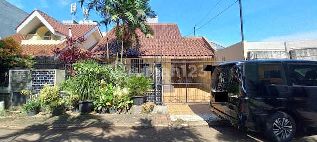 House for Sale, For Rent in Anggrek Loka, BSD Serpong, Tangerang Selatan