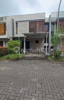 Rumah Dijual di Cluster Prestigia The Eminent Bsd City Pagedangan Tangerang Rumah Dijual di Cluster Prestigia The Eminent Bsd City Pagedangan Tangerang