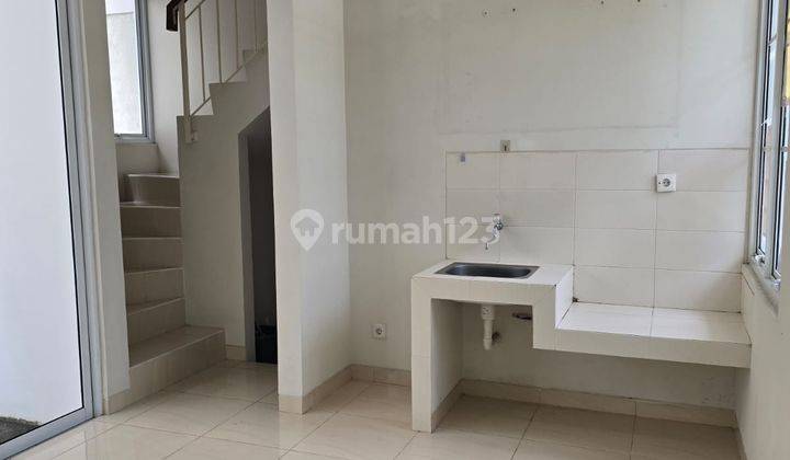 Rumah Dijual Cepat Di Cluster Azura House Vanya Park Bsd City Pagedangan Tangerang 2