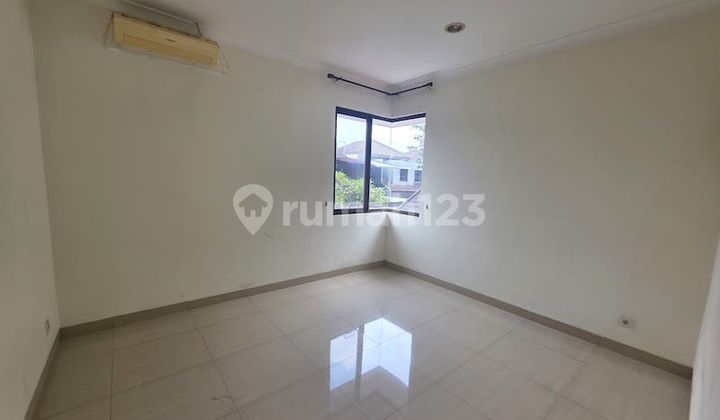 Rumah Dijual di Cluster Ritzone The Icon BSD City Cisauk Tangerang 2