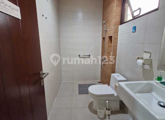 Rumah Dijual di Cluster Prestigia The Eminent Bsd City Pagedangan Tangerang 2