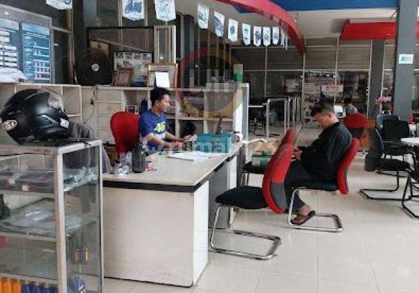 Dijual Gedung Ex Showroom di Jalan Kh Sholeh Iskandar Cibadak Bogor 2