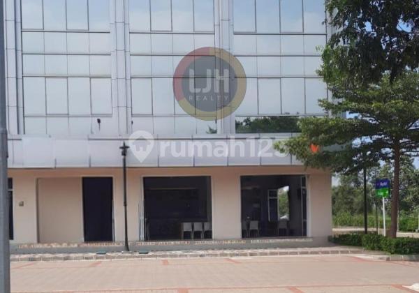 Ruko Gandeng 3 di La Riviera PIK 2 Lokasi di Jalan Boulevard 1