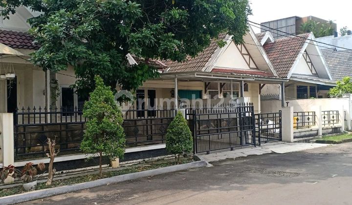 Dijual Rumah Hook Sektor 1 B Gading Serpong, Siap Huni Dijual Rumah Hook Sektor 1 B Gading Serpong, Siap Huni