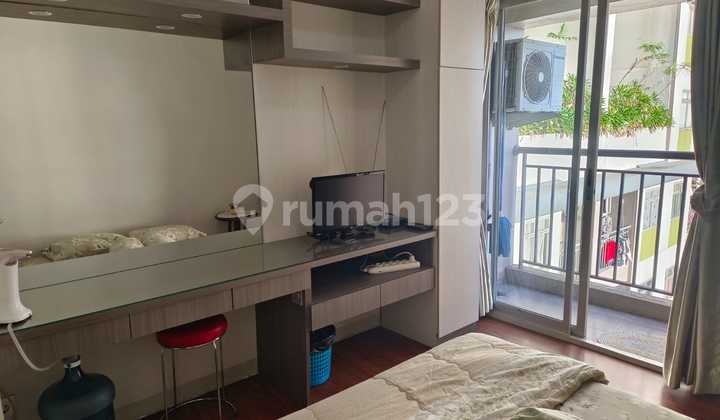 Serpong Greenview Studio Type Apartment 1