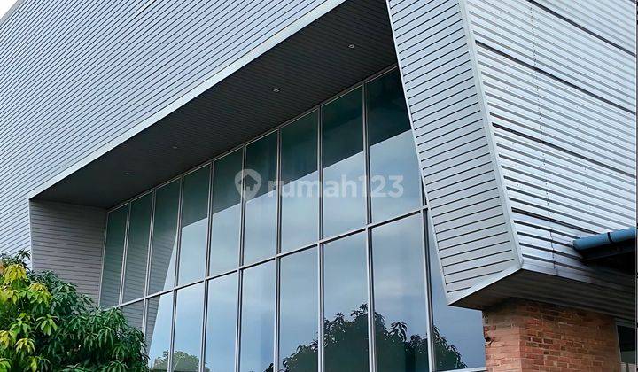 Gedung Siap Pakai Ex Showroom Di Gading Serpong 2